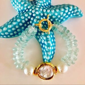 Beautiful Sea glass and pearl bracelet